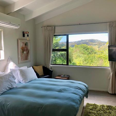 Le Chalet Waiheke Apartments Ostend Екстер'єр фото