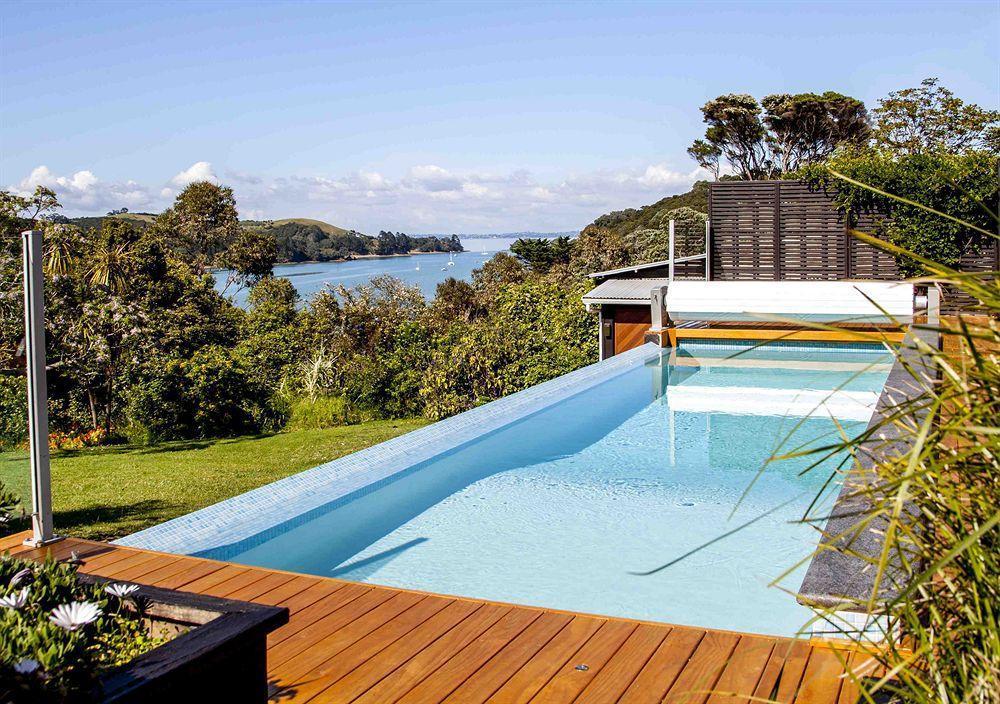 Le Chalet Waiheke Apartments Ostend Екстер'єр фото